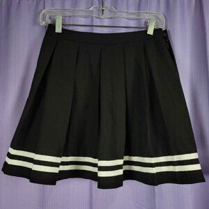 Hot Topic Black Pleated Skirt With White Trim
